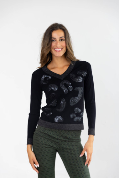 Jersey Negro Pico Con Lentejuelas BMB & Co.