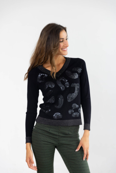 Jersey Negro Pico Con Lentejuelas BMB & Co.
