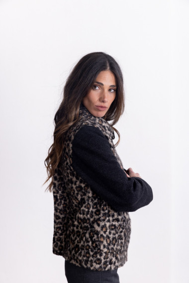Chaqueta Corta Animal Print BMB & Co.